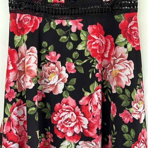 Disney Princess Black and Rose Sleeveless Fit and Flare Eyelet Dress Size Small - Picture 4 of 15